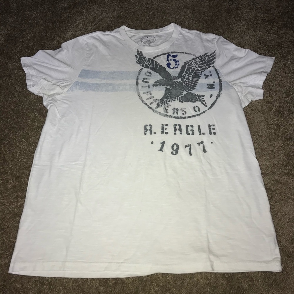 American Eagle T-shirt